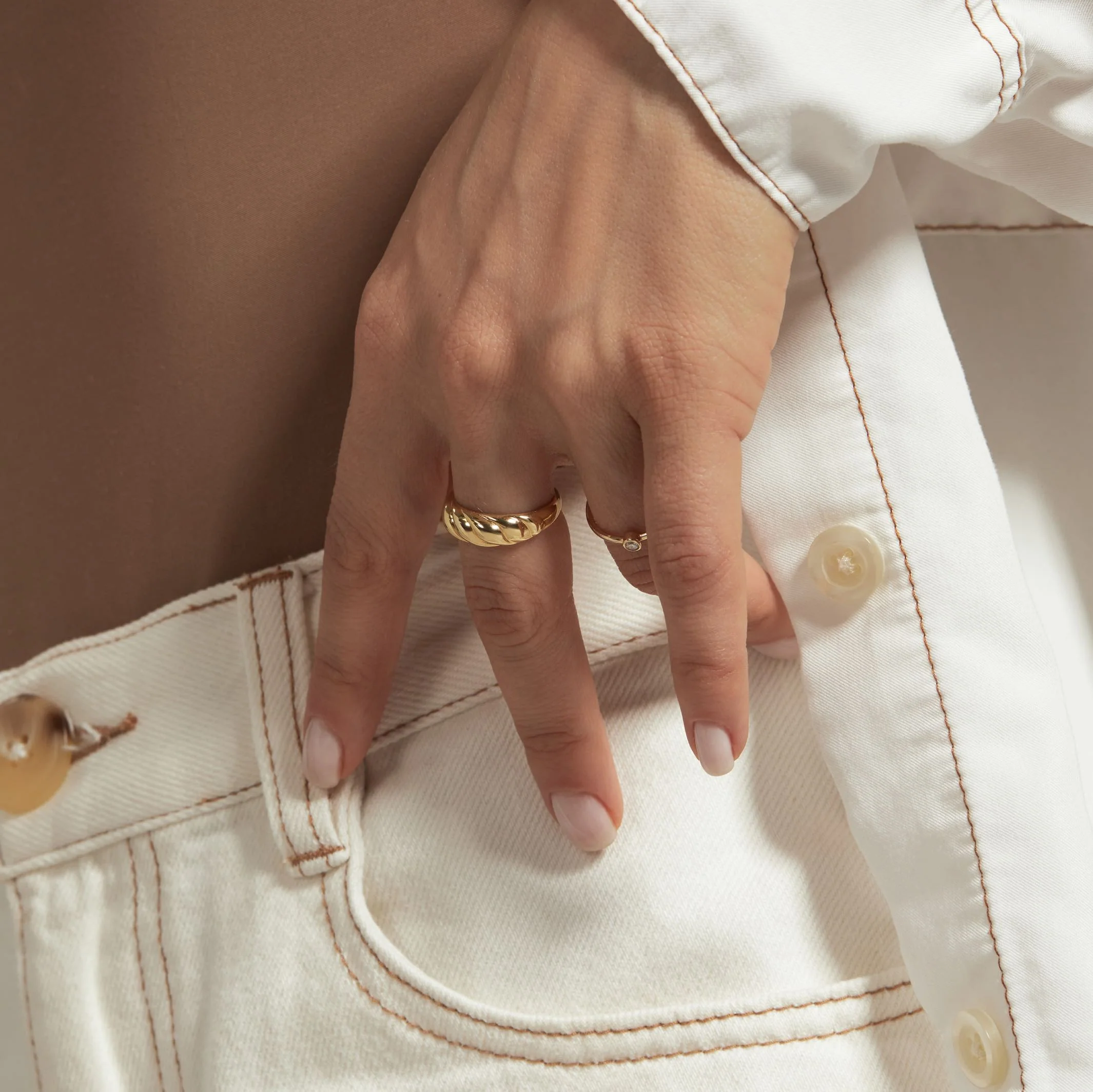 14k Solid Gold Croissant Ring - Image 4