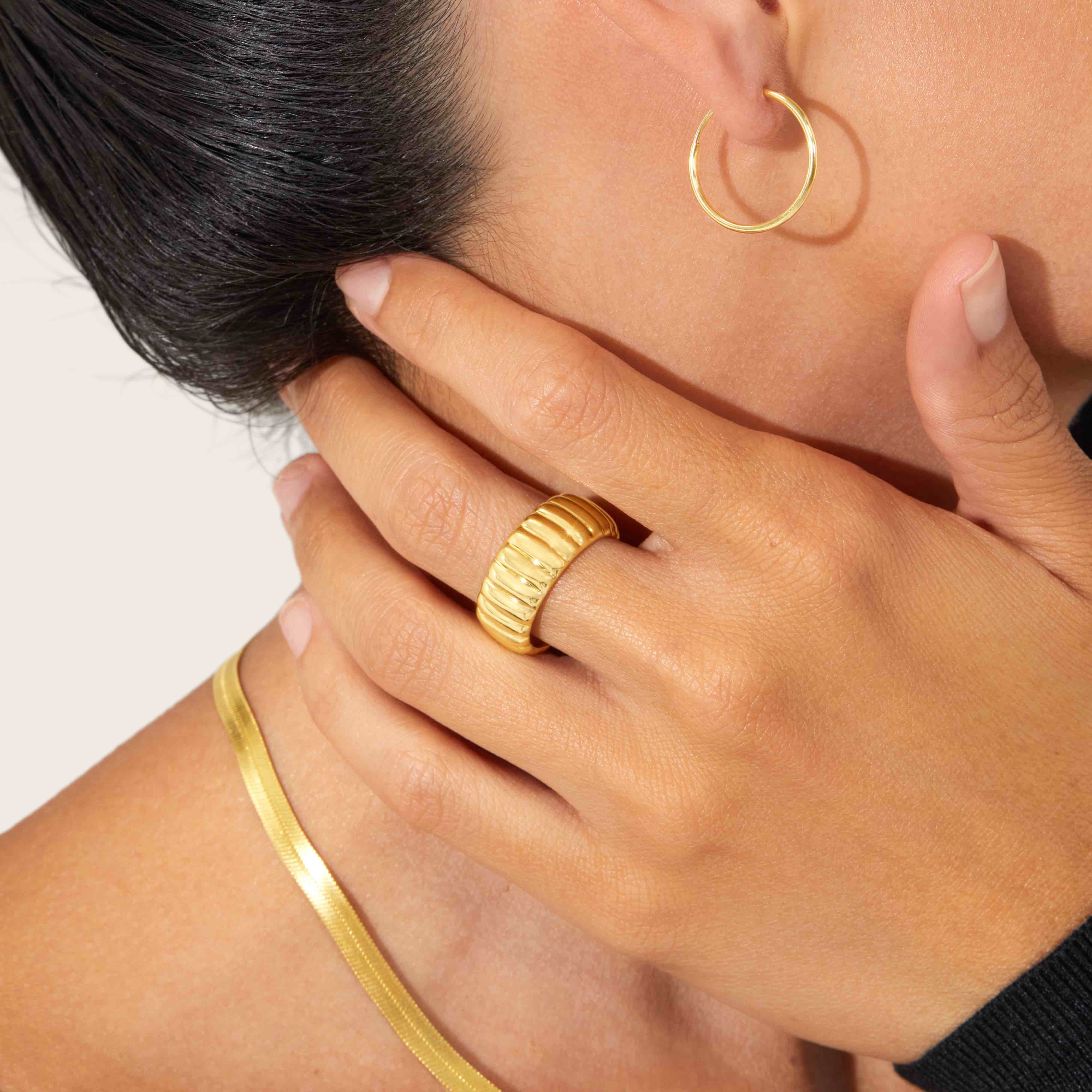 Aurelia Bold Ring - Image 7