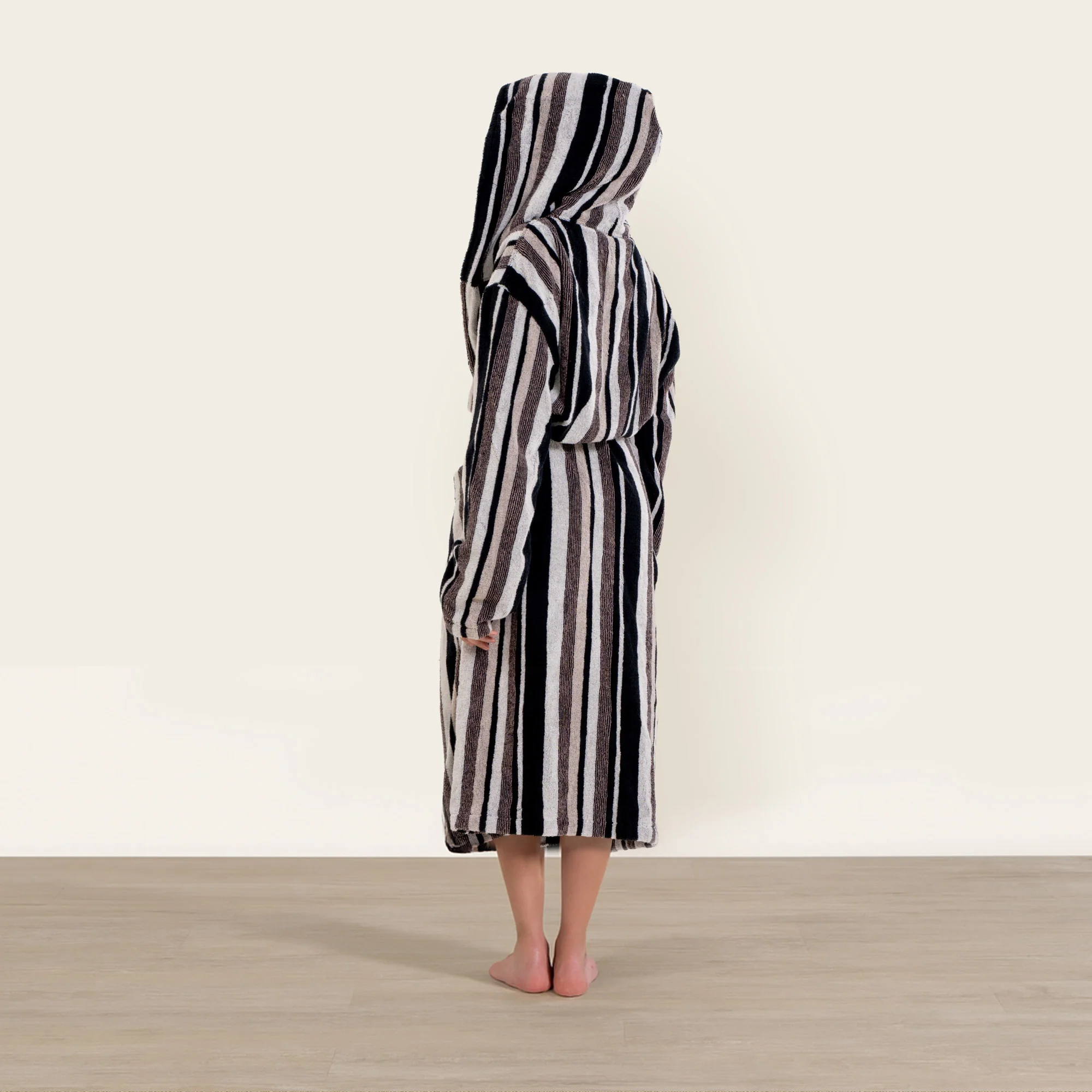 Ultraplush Standard Towels & Robe Set - Image 5