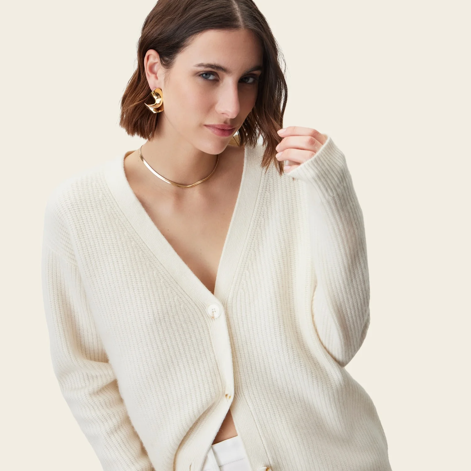 Billie Chunky Boyfriend Cashmere Cardigan - Image 23