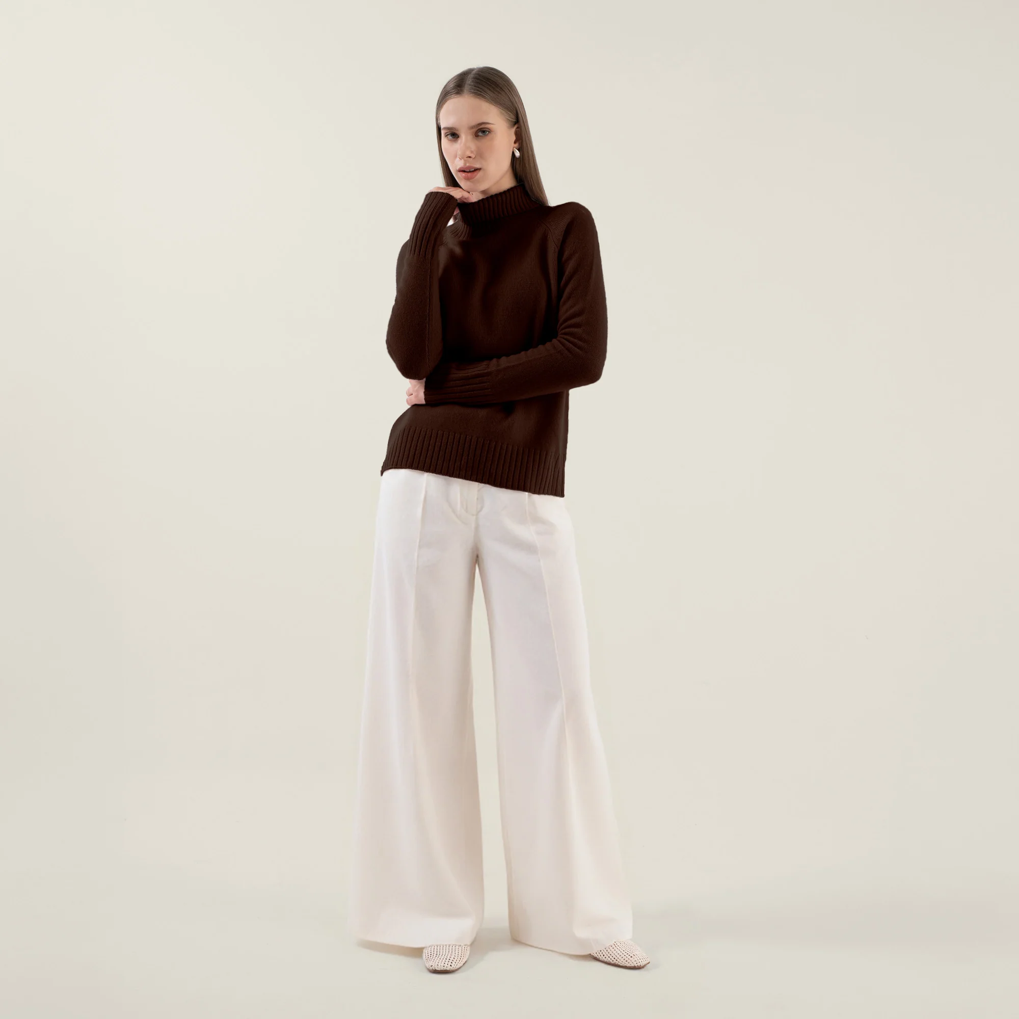 Emma Cashmere Relaxed Turtleneck Sweater - Image 108