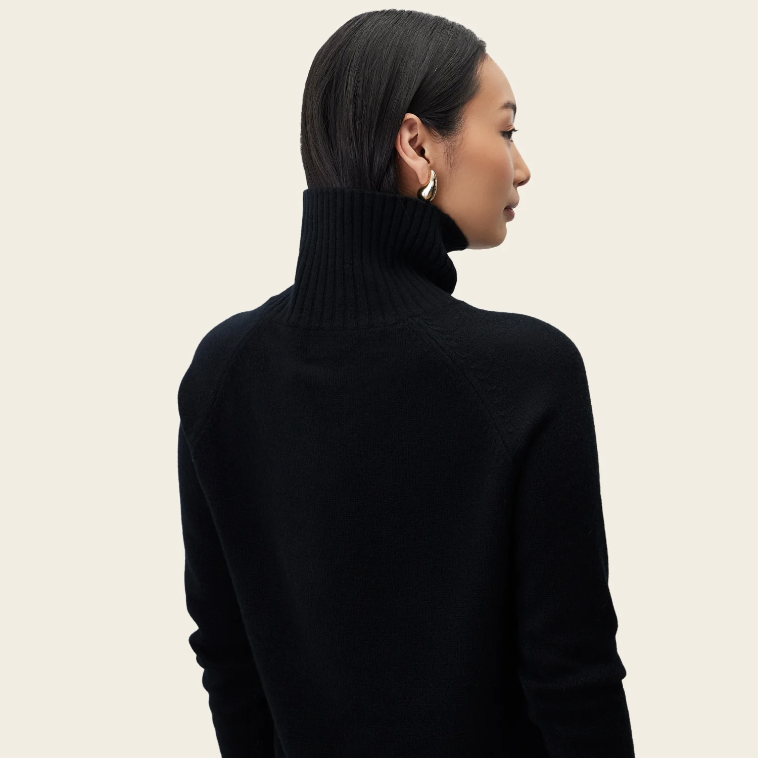 Emma Cashmere Relaxed Turtleneck Sweater - Image 47