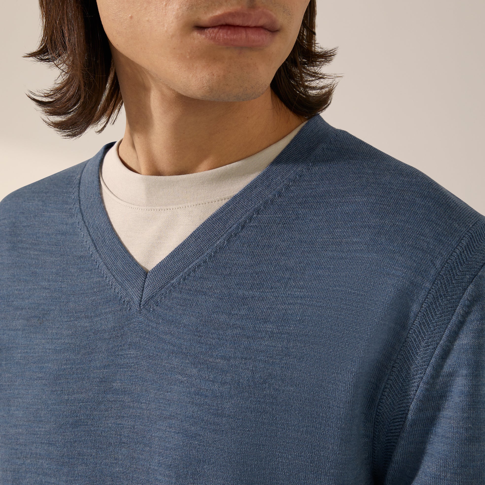 Cole Merino Lightweight V-Neck Sweater - Image 10