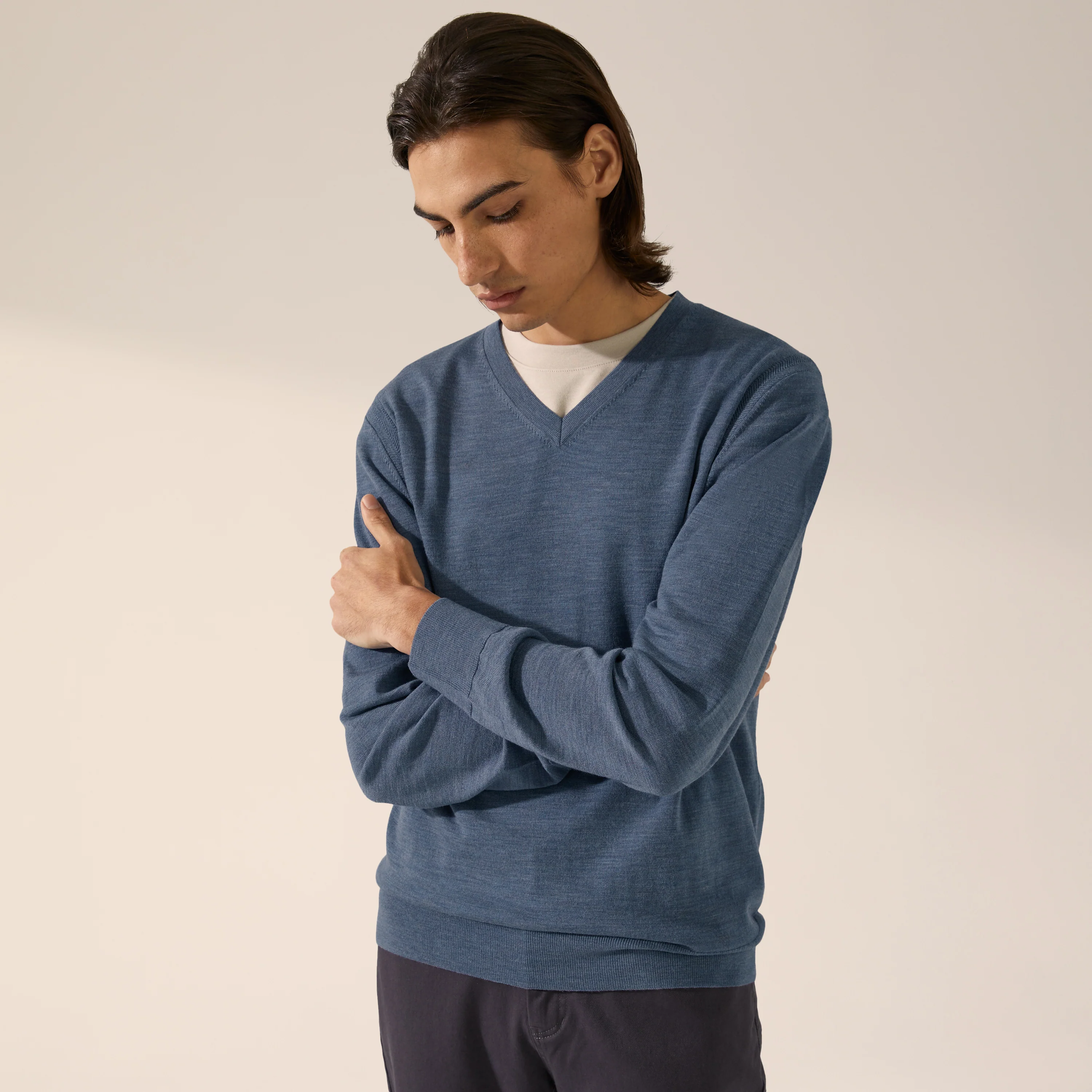 Cole Merino Lightweight V-Neck Sweater - Image 7
